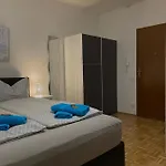 Näher Messe Und Flughafen Apartment